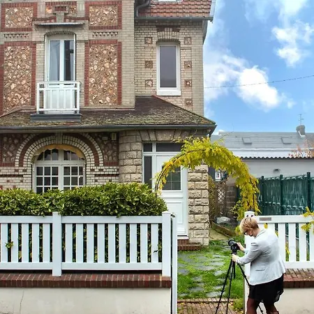 Homestay Jolie Avec Salle De Bains Privative Dans Maison Bourgeoise *