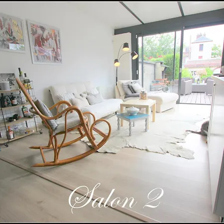 Homestay Jolie Avec Salle De Bains Privative Dans Maison Bourgeoise *